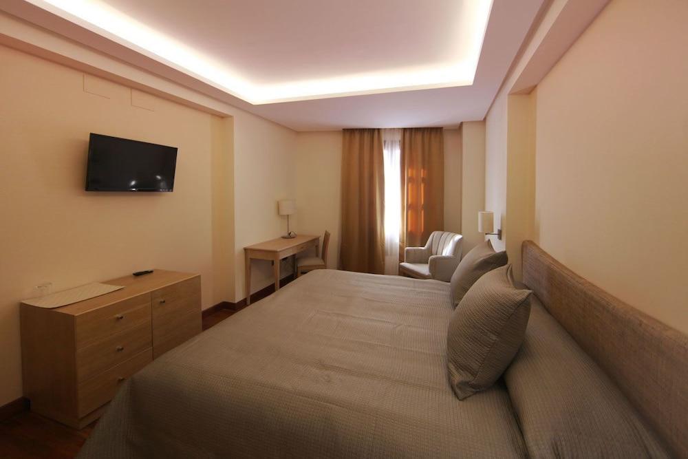 Casa Consistorial Hotel ฟูเอนฮิโรลา ภายนอก รูปภาพ