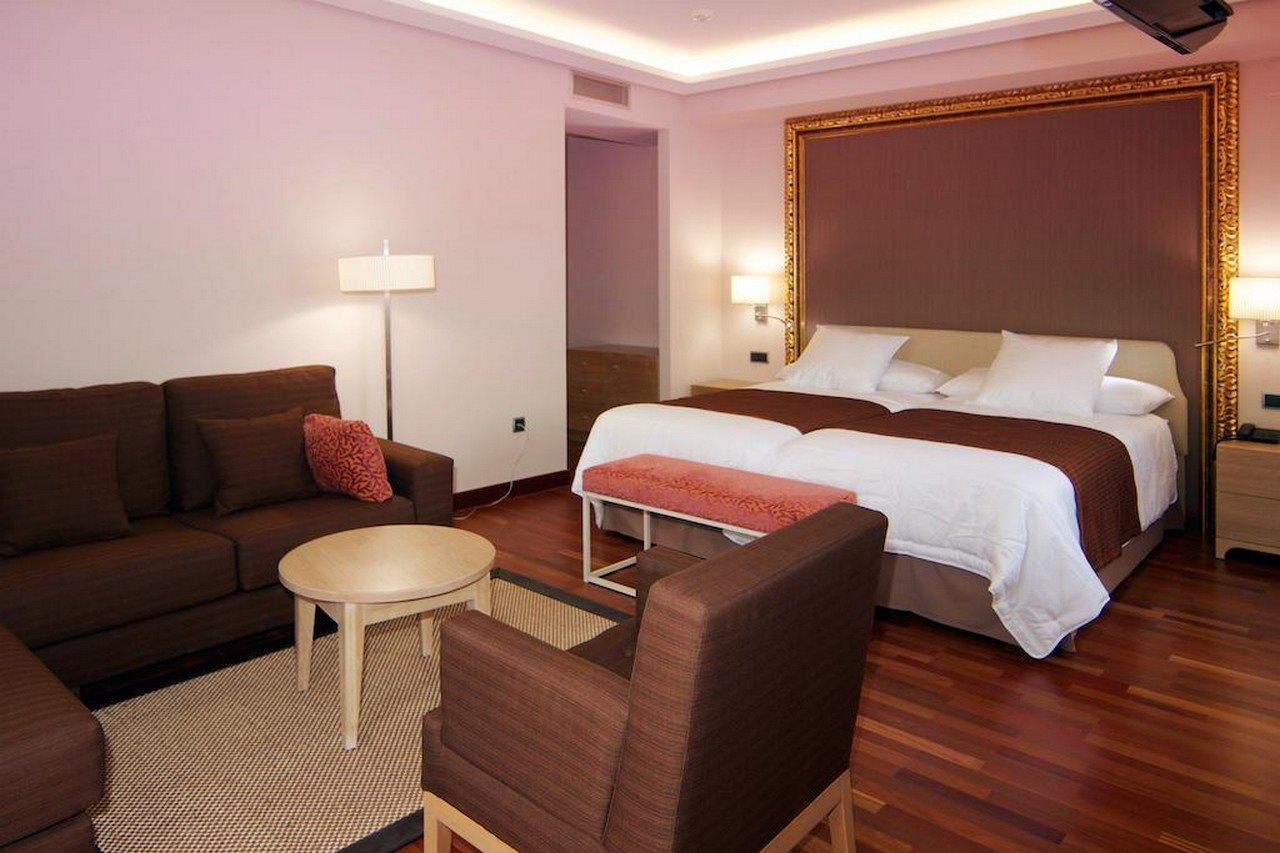 Casa Consistorial Hotel ฟูเอนฮิโรลา ภายนอก รูปภาพ