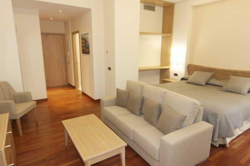 Casa Consistorial Hotel ฟูเอนฮิโรลา ภายนอก รูปภาพ