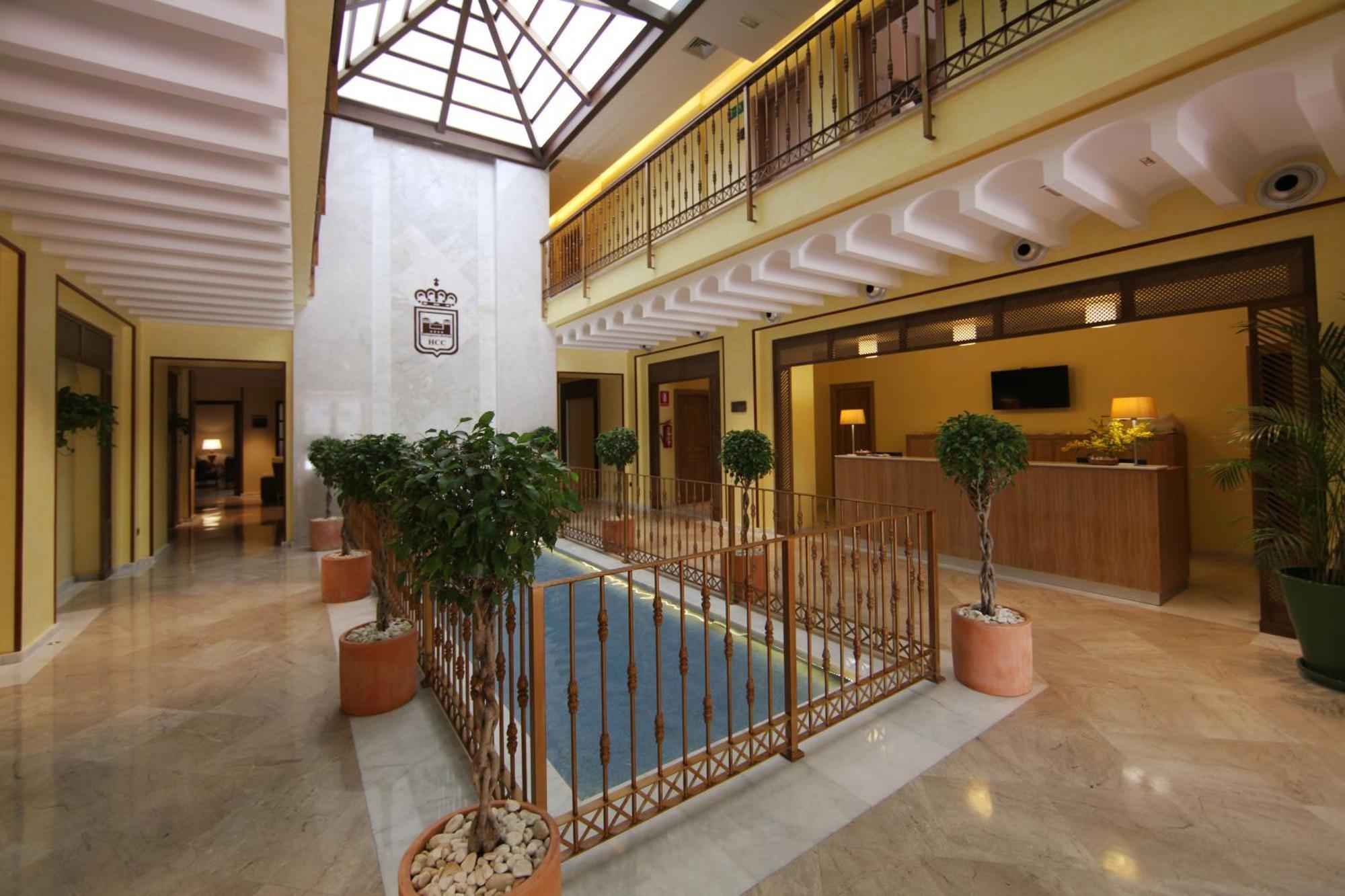 Casa Consistorial Hotel ฟูเอนฮิโรลา ภายนอก รูปภาพ