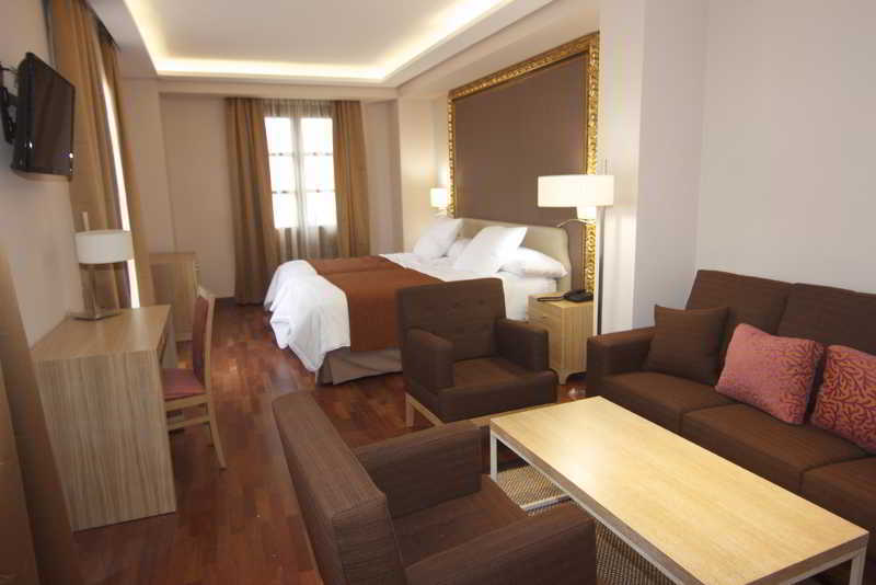 Casa Consistorial Hotel ฟูเอนฮิโรลา ภายนอก รูปภาพ